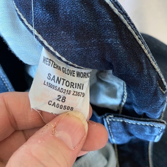 Silver Jeans Women's Low Rise Medium Wash SANTORINI Cropped 3/4 Jeans Size 28 - Picture 8 of 13